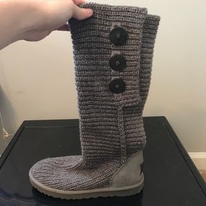 Gray knit Ugg boots